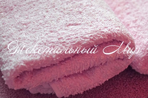 Махровое полотенце. Цвет: бледно-розовый